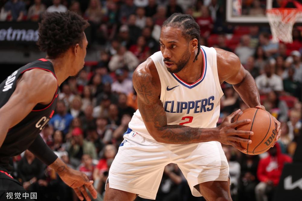 使他成为球 使他成为球